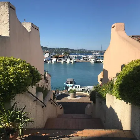 Marines Appartement, 2min Plage, 2km Saint-tropez Apartamento