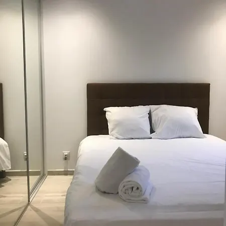 Marines Appartement, 2min Plage, 2km Saint-tropez Apartamento Cogolin